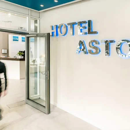 Hotel Astor By Campanile 3*