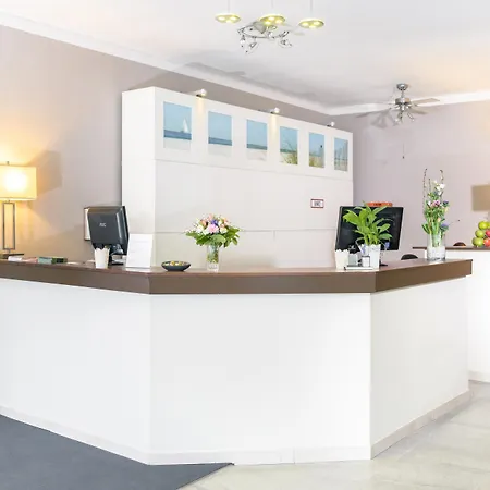 Hotel Astor By Campanile 3*