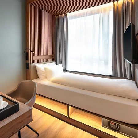 Hotel Astor By Campanile 3*