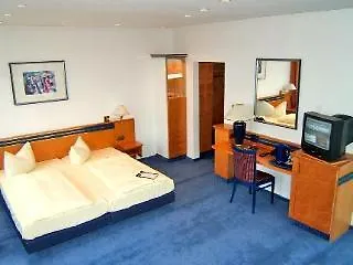 Astor By Campanile Hotel Kiel
