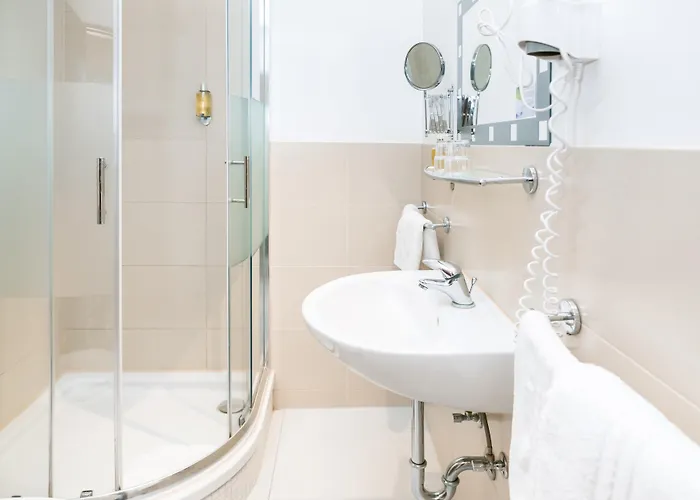 Astor By Campanile Kiel