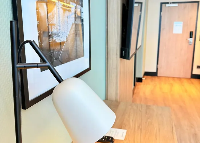 Astor By Campanile Hotel 3*