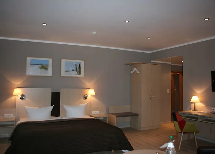 Astor By Campanile Hotel 3*